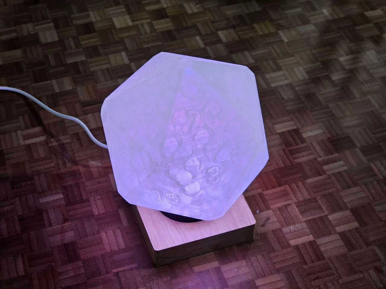 D20 Desk Lamp - RGB with Remote